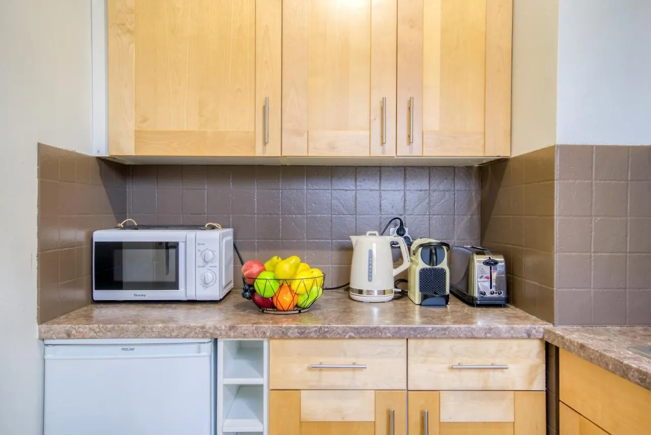Cosy, Modern, Fully Equipped, Air Conditioning, Nice Historical, Old Town, 1Minute Walk From Beach - 